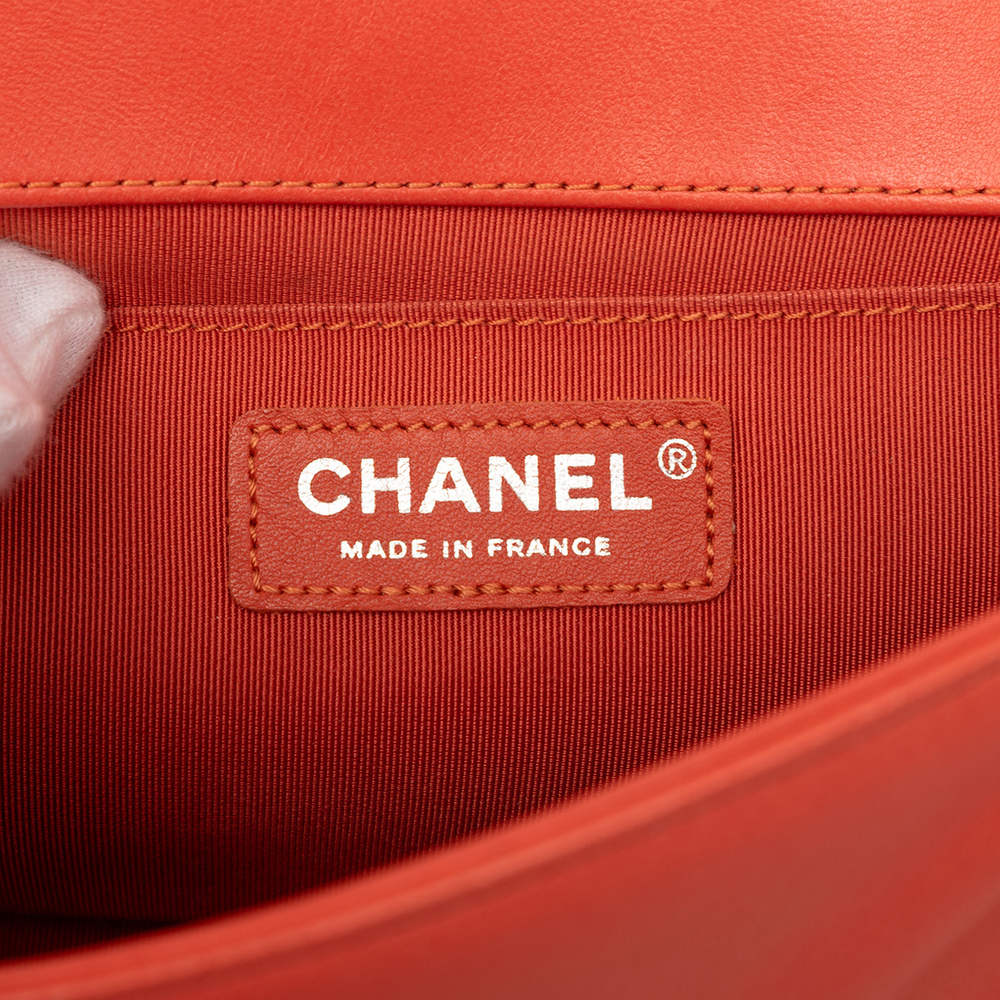 Pre-Loved Chanel Medium Tweed and Lambskin Boy Flap - Picture 5 of 8